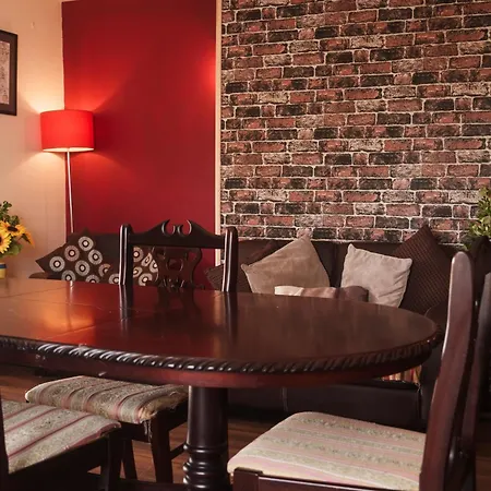 Seaview بيت شباب Inverin